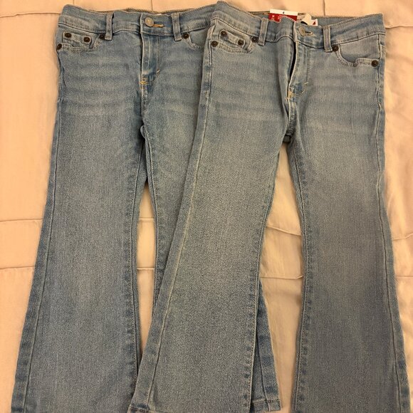 Two pairs of Girls Levi's 726 Flare Jeans Size 4 - One NWT; One NWOT - Picture 2 of 3